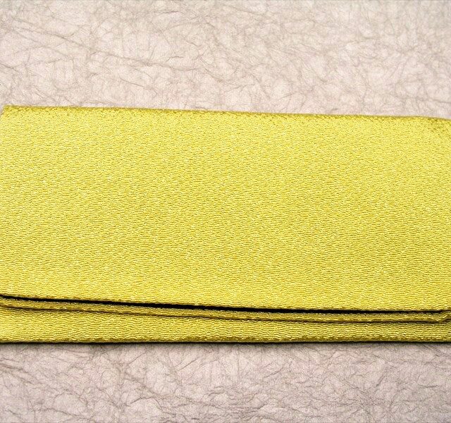 【念珠袋 CHIRIMEN 1.芥子色】